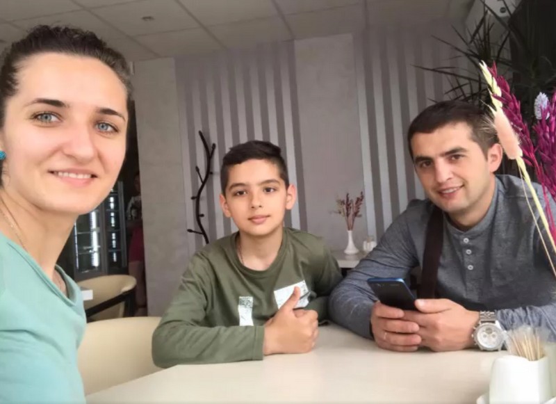 Опубліковано фото сім’ї із Закарпаття, яка потрапила у моторошну ДТП за кордоном Опубліковано фото сім’ї із Закарпаття, яка потрапила у моторошну ДТП за кордоном