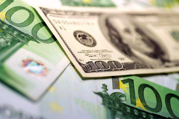 Курс гривні щодо іноземних валют різко зміниться Курс гривні щодо іноземних валют різко зміниться