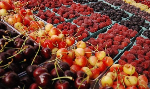 Ціни на літні ягоди б’ють всі рекорди Ціни на літні ягоди б’ють всі рекорди