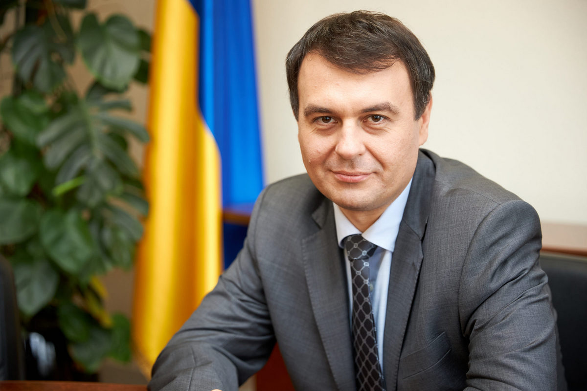 В Україні змінять податки на квартири і зарплати: що готують депутати Податки на квартири і зарплати в Україні змінять: що готують депутати