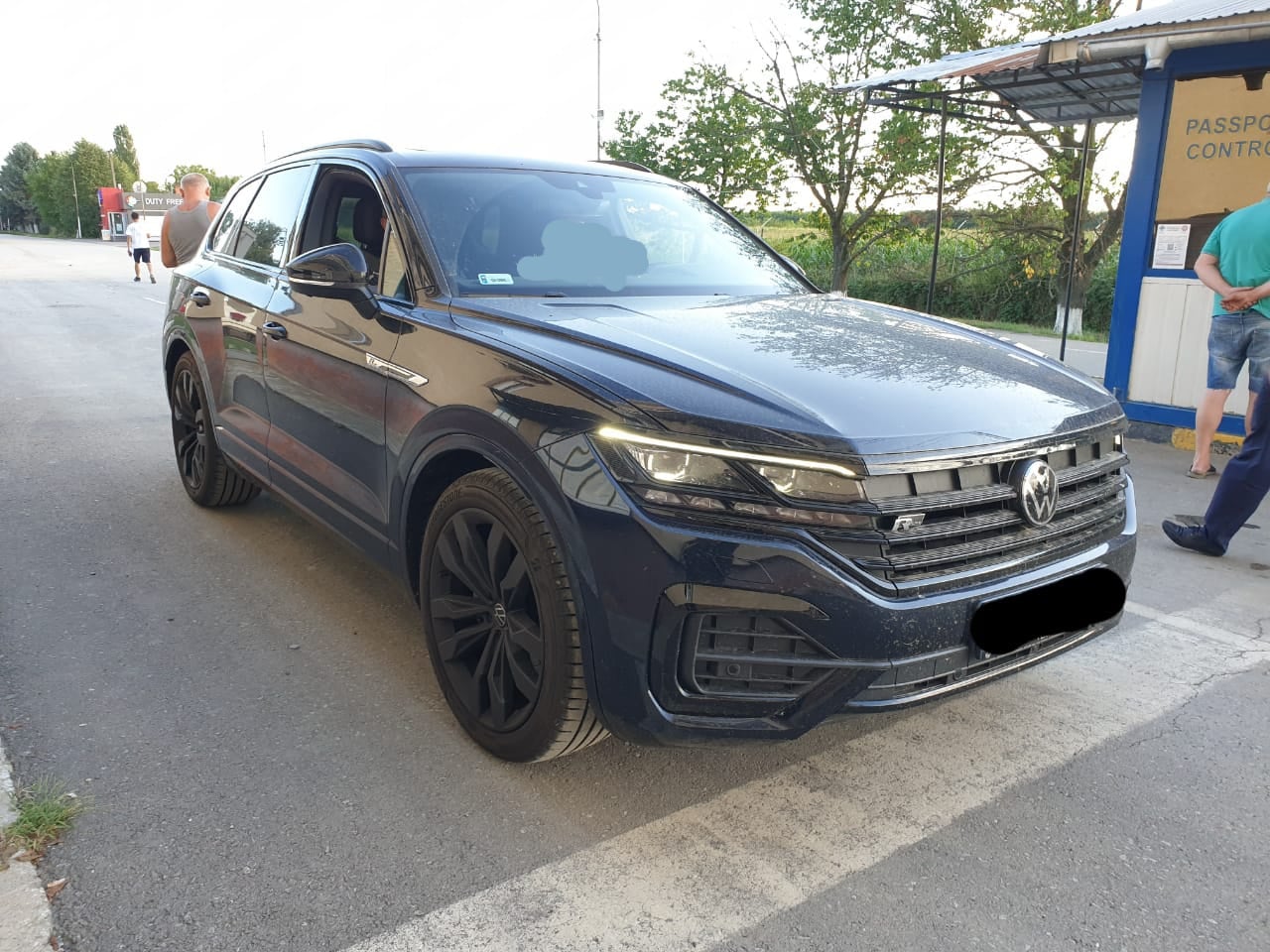 Від чоловіка конфіскували елітний позашляховик Від чоловіка конфіскували елітний позашляховик