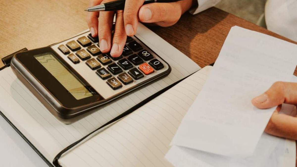 В Україні введуть податок на необґрунтовані витрати українців: що це таке В Україні введуть податок на необґрунтовані витрати українців: що це таке