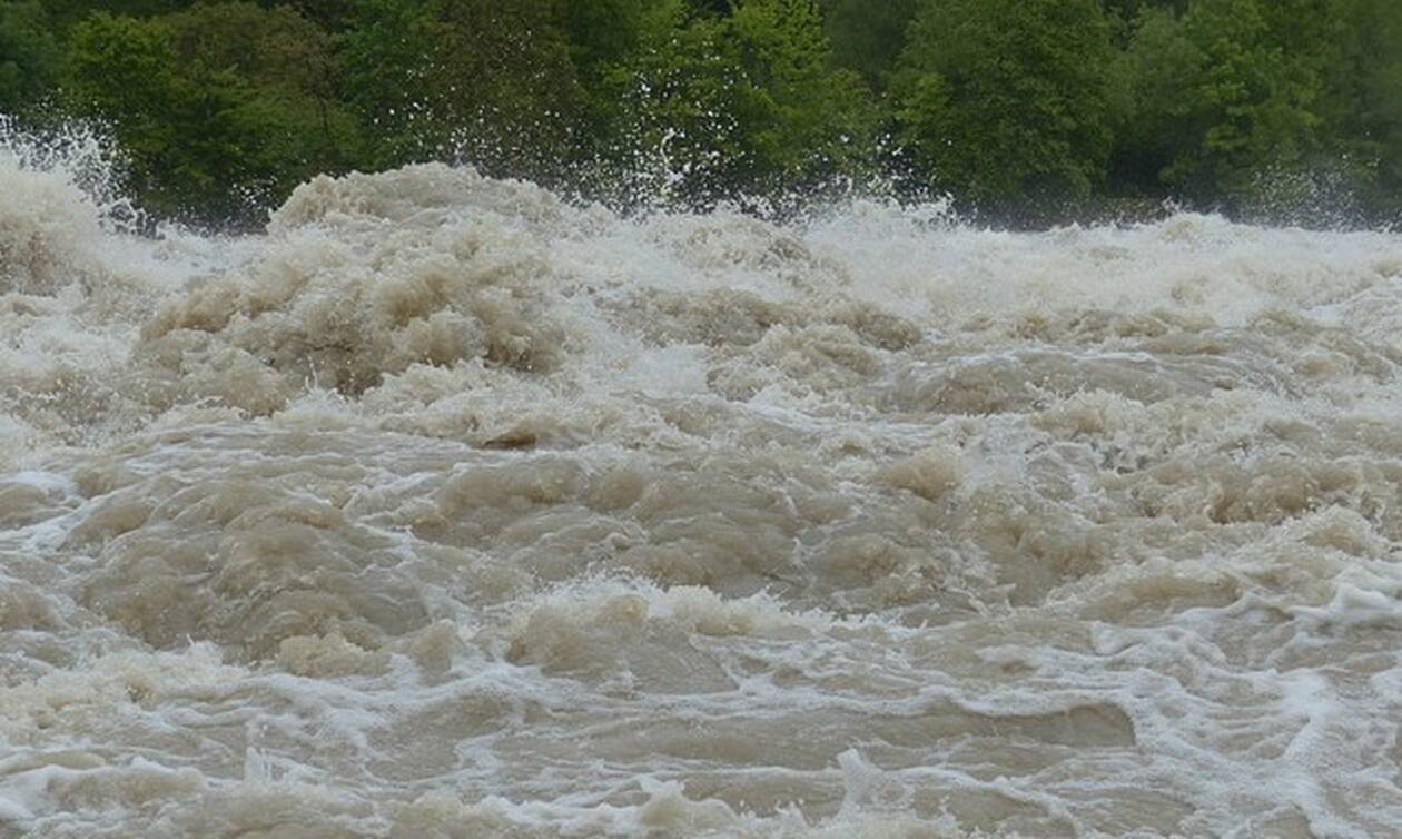 На Закарпатті очікують підйом рівня води аж до метра На Закарпатті очікують підйом рівня води аж до метра