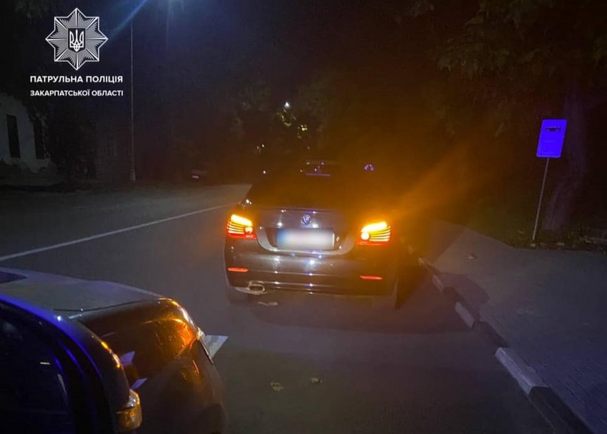 Патрульні розповіли, що утнув водій в Ужгороді Патрульні розповіли, що утнув водій в Ужгороді