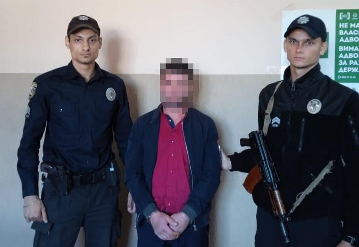 Смерть 10-річної дитини на Закарпатті: у будинку на момент вчинення злочину була і мати дівчинки Смерть 10-річної дитини на Закарпатті: у будинку на момент вчинення злочину була і мати дівчинки