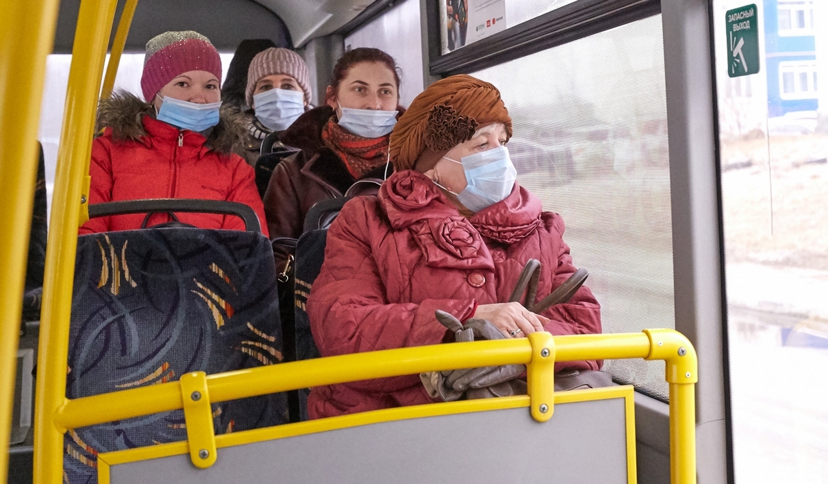 Чи будуть вимагати COVID-сертифікати у звичайних міських маршрутках: відповідь влади Чи будуть вимагати COVID-сертифікати у звичайних міських маршрутках: відповідь влади