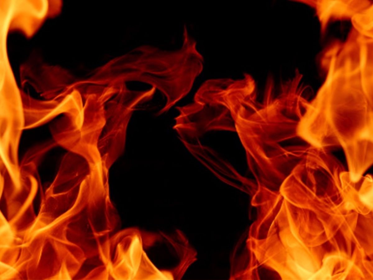 В Ужгороді спалахнула пожежа в гуртожитку