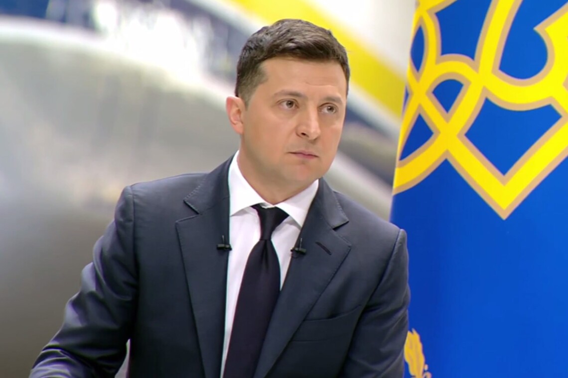 Зеленський відповів на петицію про кримінал за "примусову вакцинацію" Зеленський відповів на петицію про кримінал за "примусову вакцинацію"