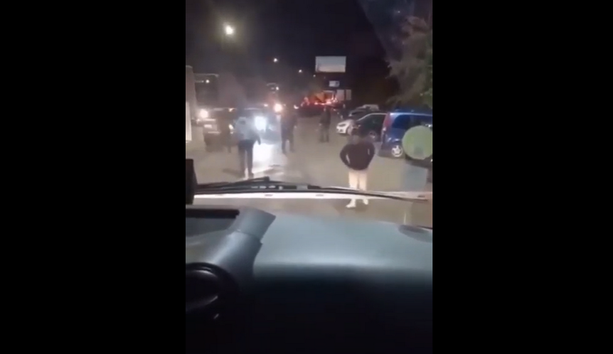 Масова бійка біля КПП "Ужгород–Вишнє-Нємецьке": Фейсбук облетіло відео