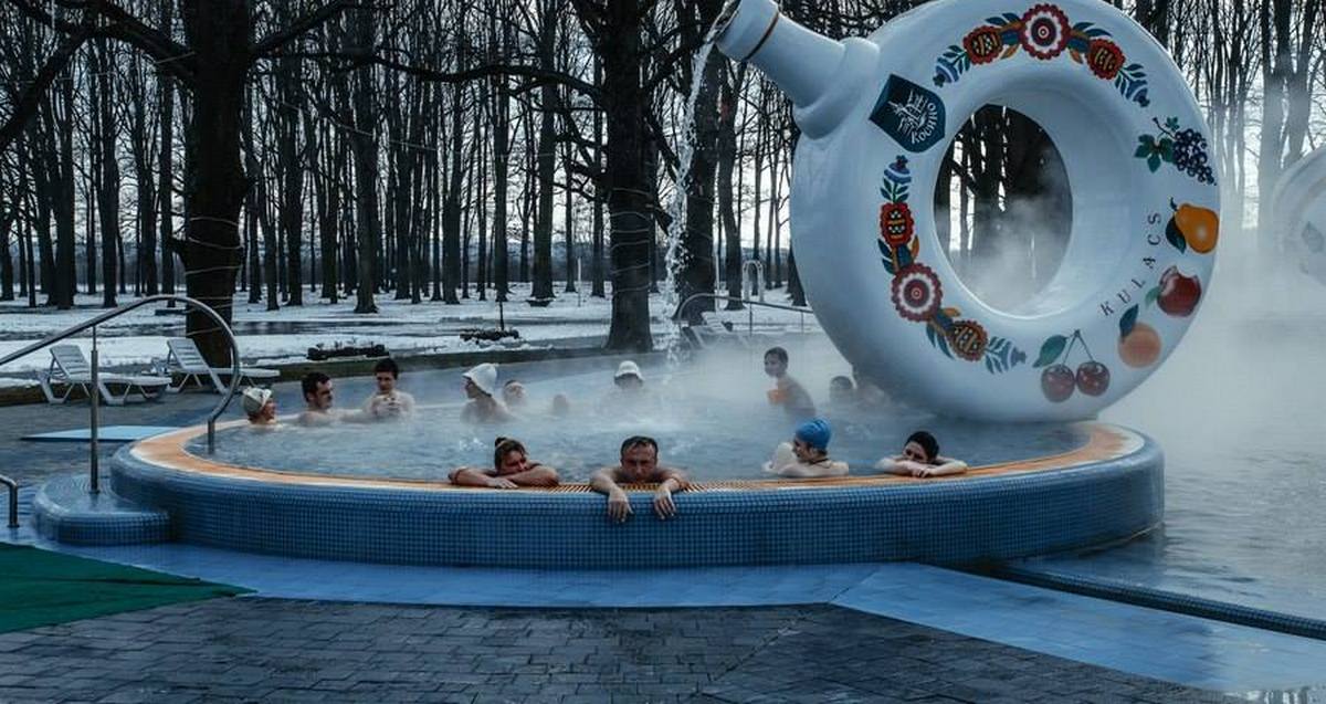 Термальні басейни "Косино", "Жайворонок" та "Карпатія" взимку: ціни 2022