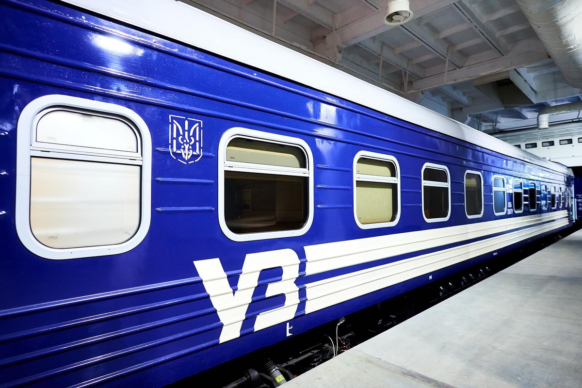 «Укрзалізниця» запустить потяг «Маріуполь-Рахів» із найдовшим маршрутом в Україні