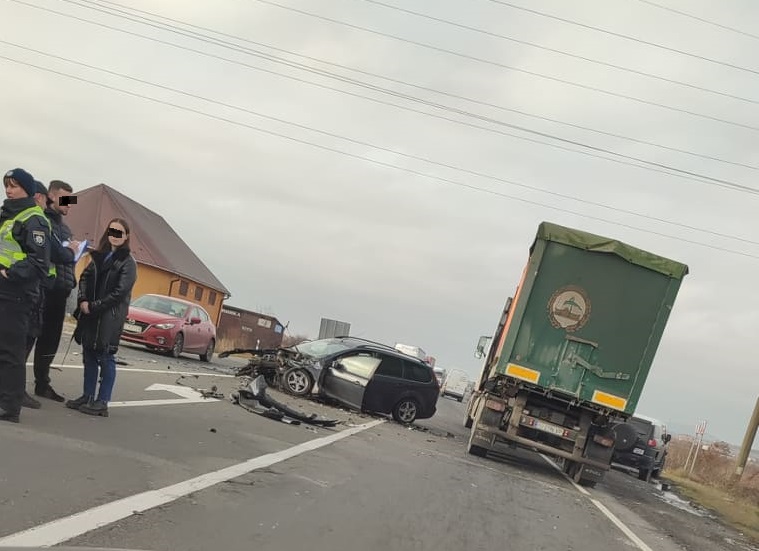Аварія біля Червеньова: опубліковано відео з місця ДТП