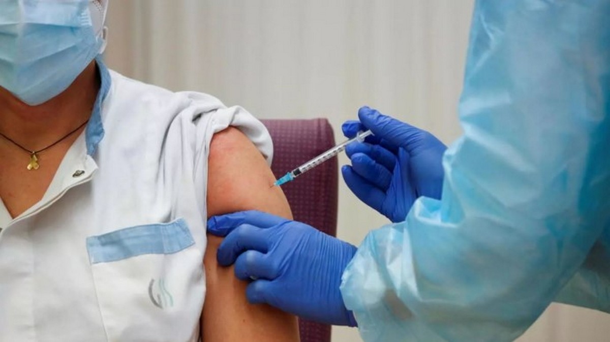 Закарпатські медики отримали понад 26 тисяч щеплень від коронавірусу