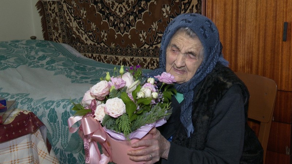 Мешканці села Забродь виповнилось 100 років. Жінка розповіла про своє життя та війну