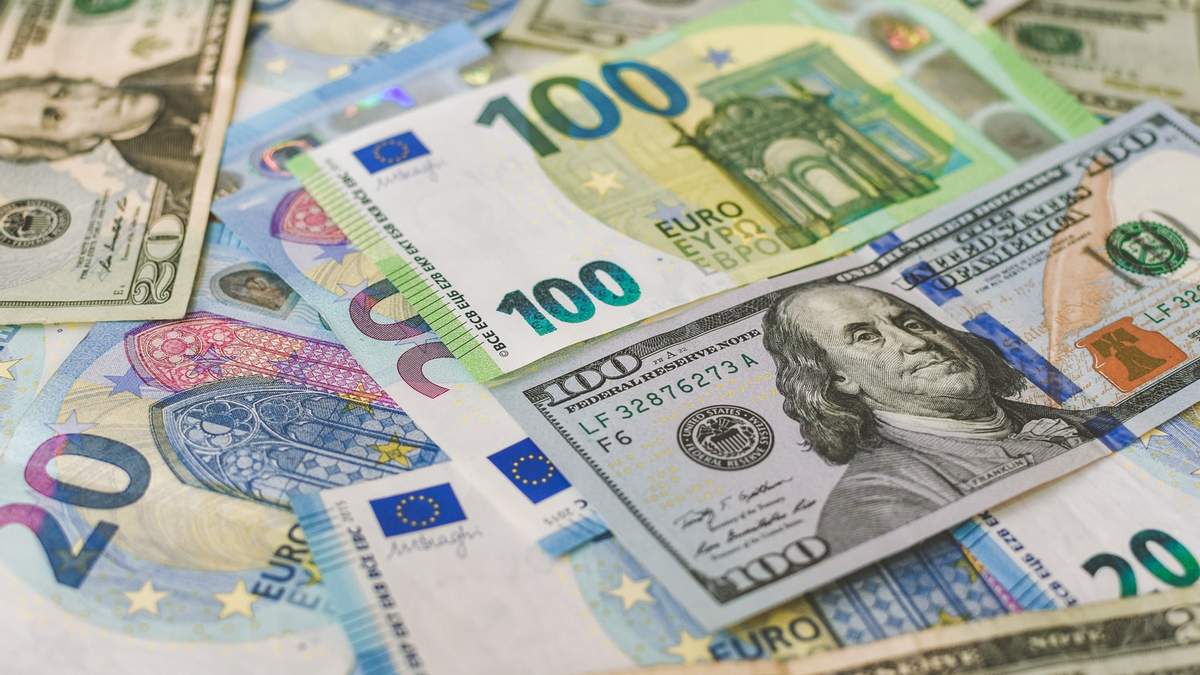 Курс євро піднявся до максимуму за останні три місяці: оновлений курс валют