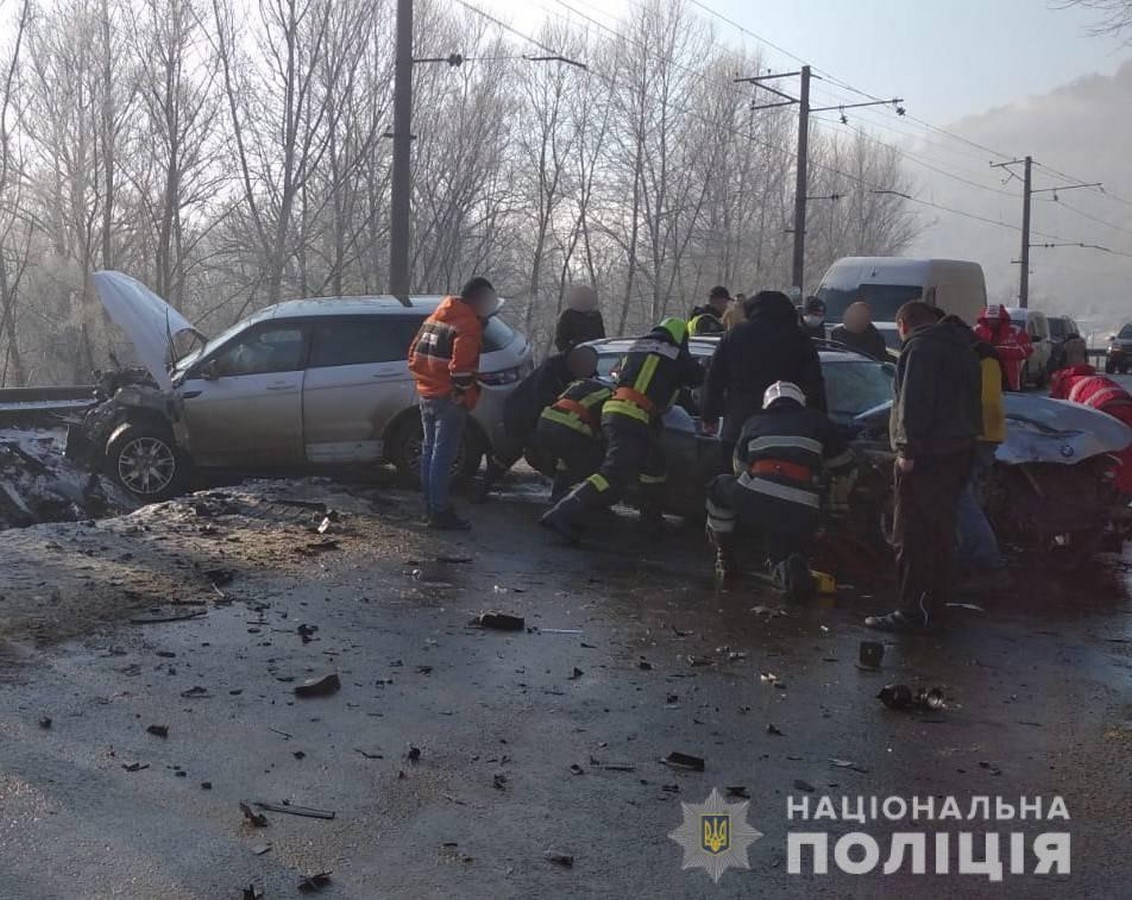 Двоє діток отримали складні травми: подробиці ДТП, яка сталась сьогодні Двоє діток отримали складні травми: подробиці ДТП, яка сталась сьогодні