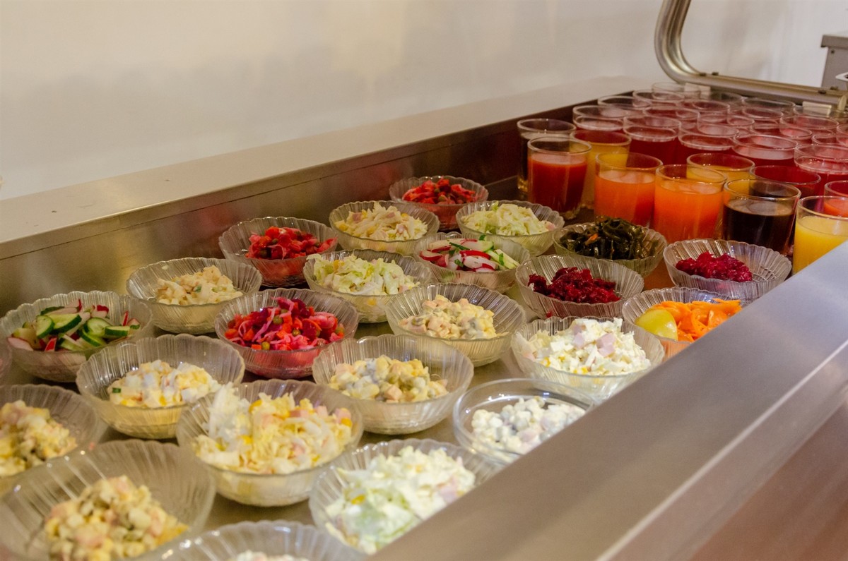 В Ужгороді ресторатори організували харчування для переселенців
