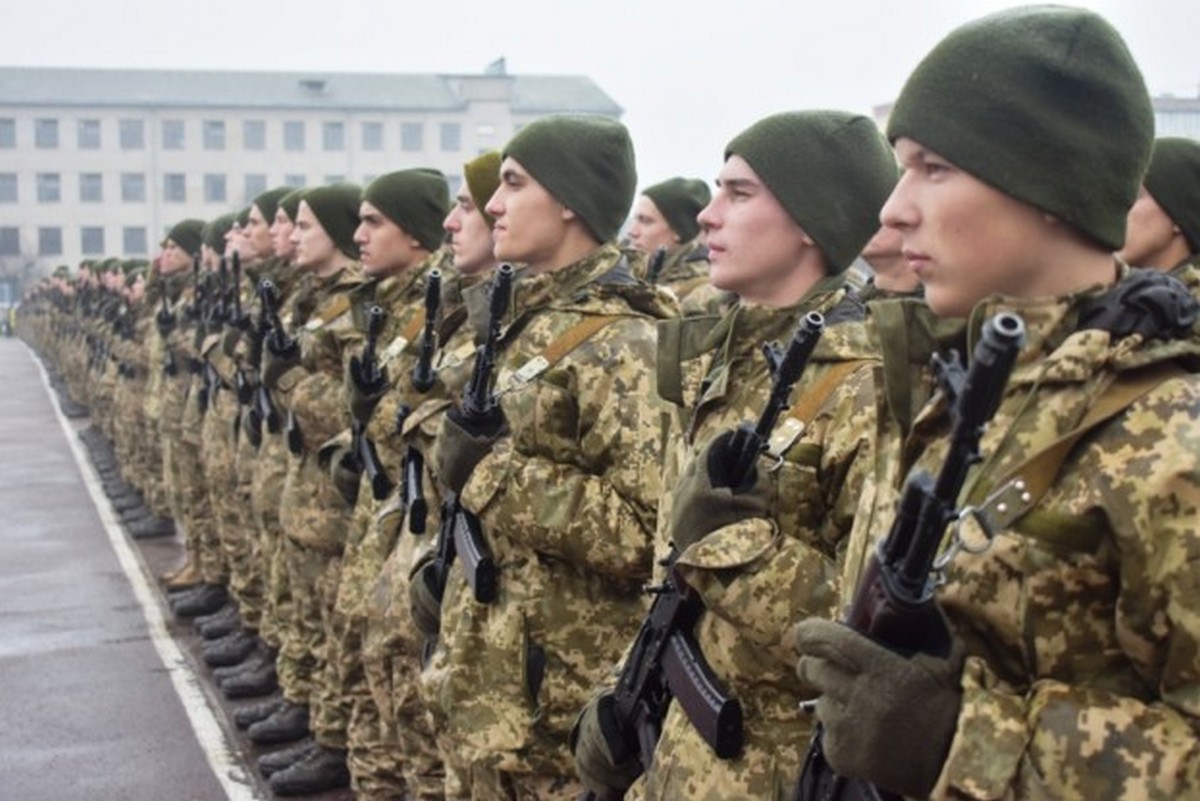 20 тисяч військових із різних країн виявили бажання воювати за Україну