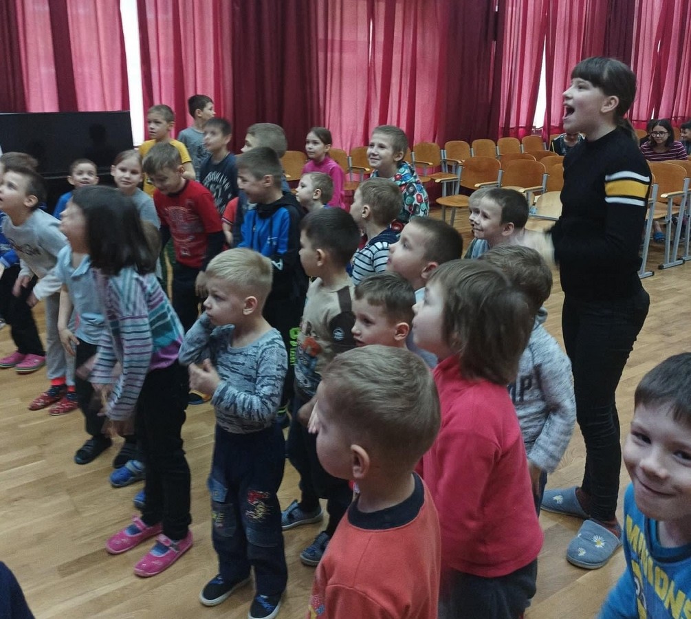 У Мукачеві організували анімаційні розваги для дітей-переселенців У Мукачеві організували анімаційні розваги для дітей-переселенців