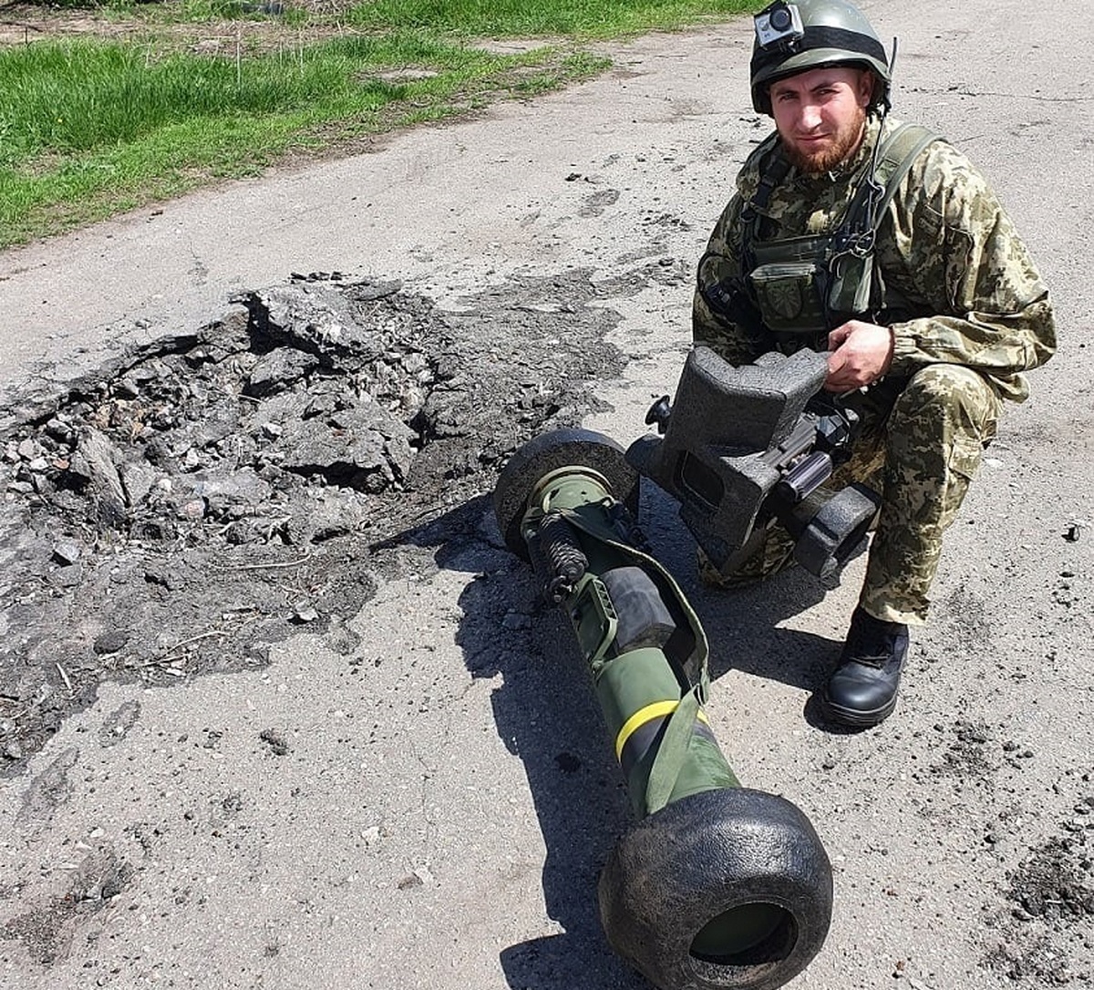 Військовий зі 128-ої бригади за день знищив із Javelin 6 броньованих одиниць російської техніки
