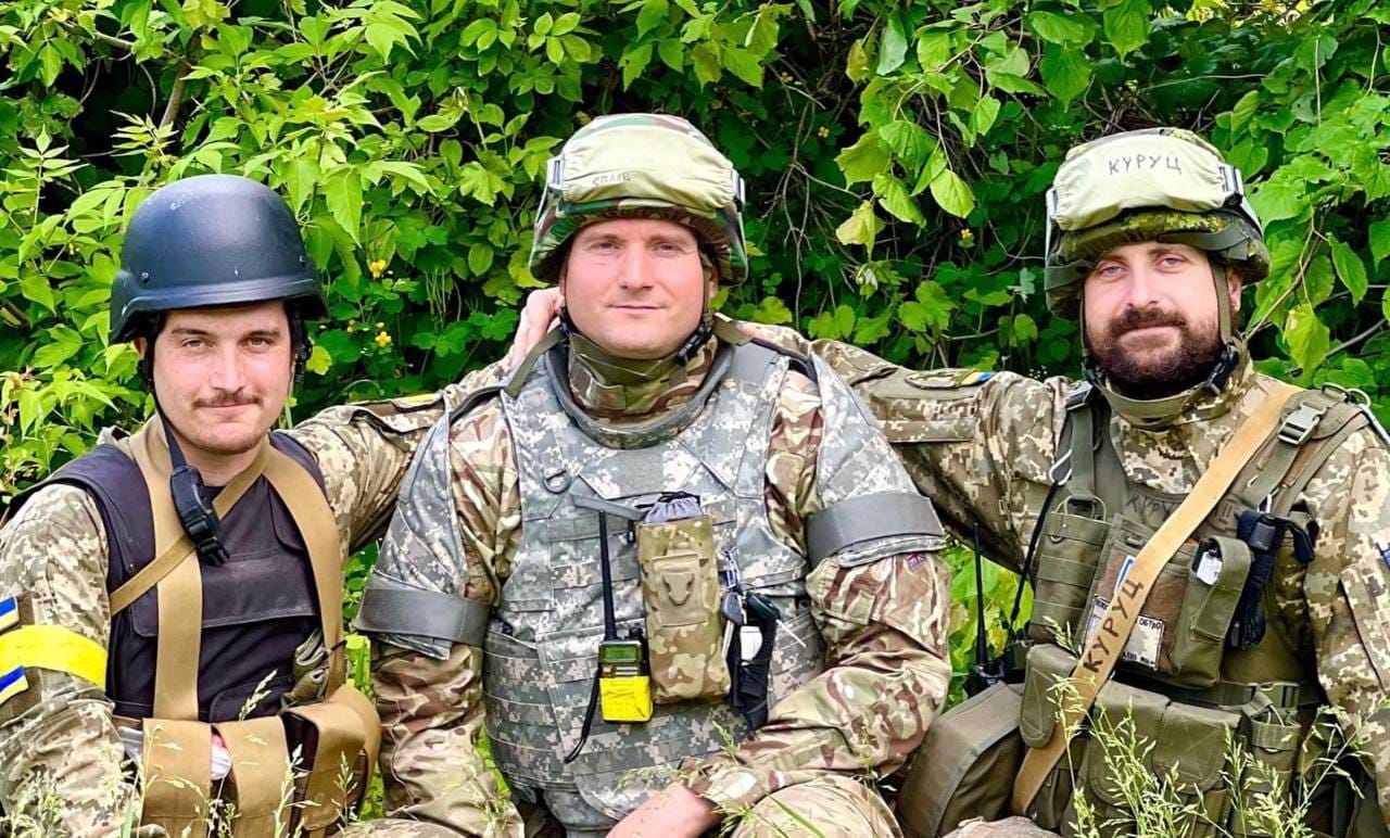 В Закарпатській ОВА розповіли про трьох братів, які зараз захищають Україну В Закарпатській ОВА розповіли про трьох братів, які зараз захищають Україну