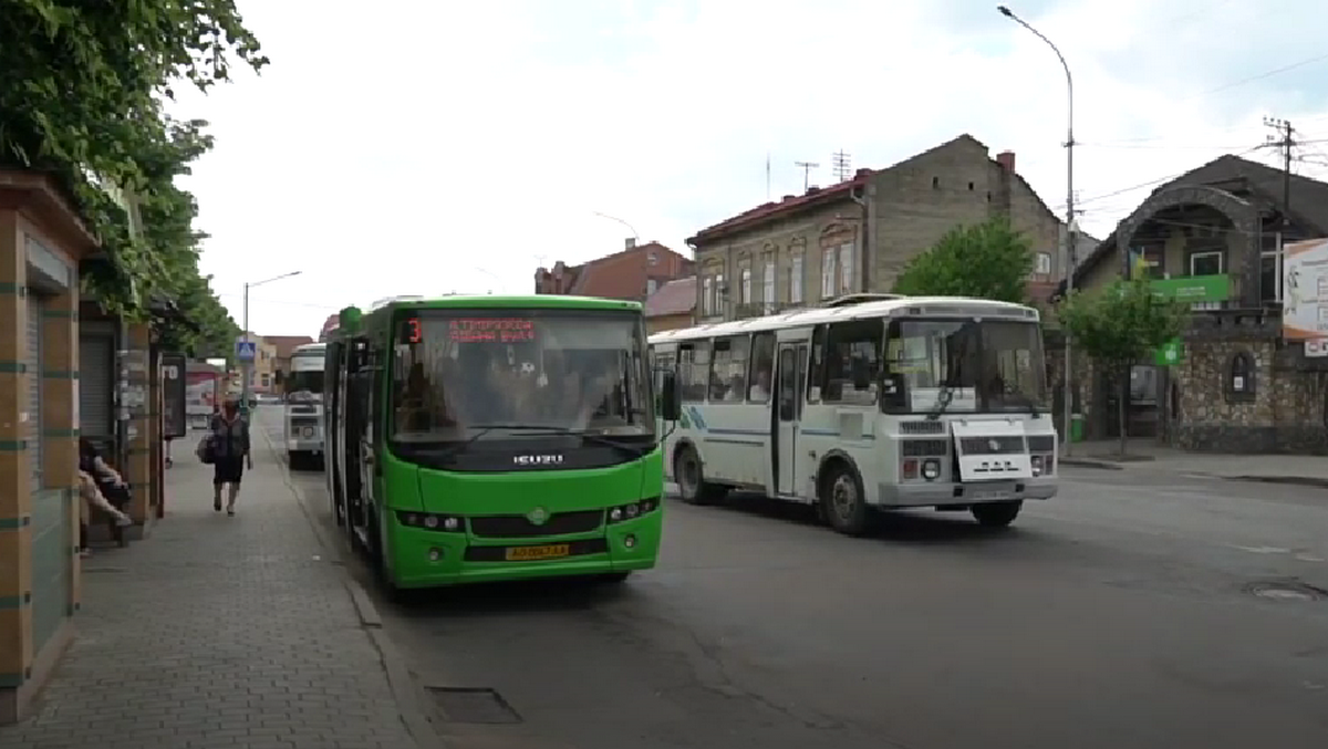 Нові ціни на проїзд у громадському транспорті: в Мукачівській міськраді розповіли подробиці