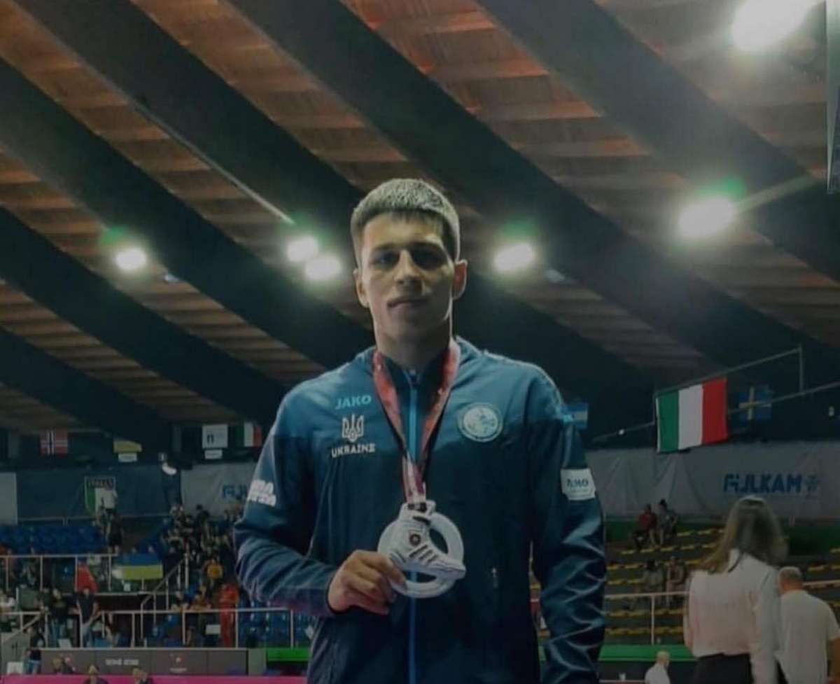 Мукачівець став бронзовим призером Чемпіонату Європи з греко-римської боротьби
