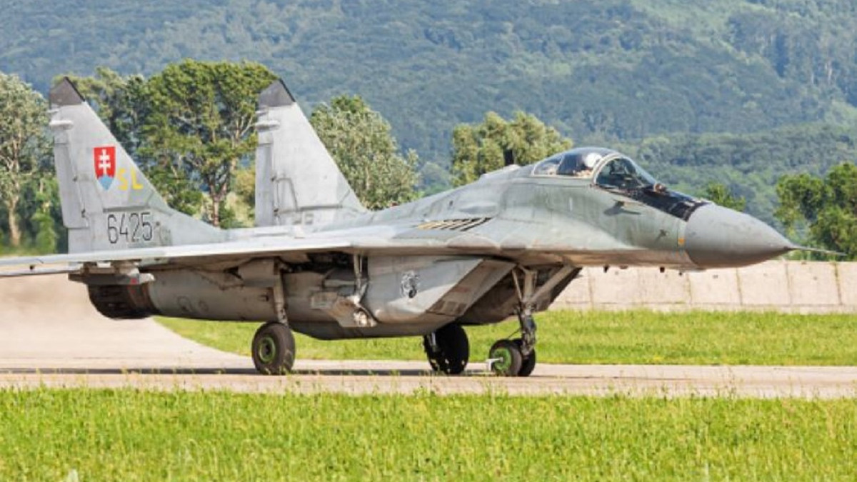 Словаччина збирається передати Україні винищувачі МіГ-29