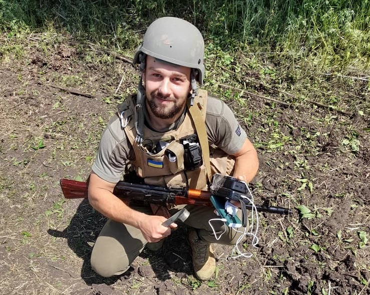 128-ма бригада розповіла про заробітчанина, який зараз захищає Україну
