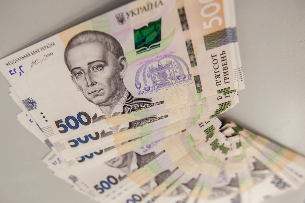 Проблема з купюрами 500 гривень: оприлюднено фото, як виглядають недійсні гроші