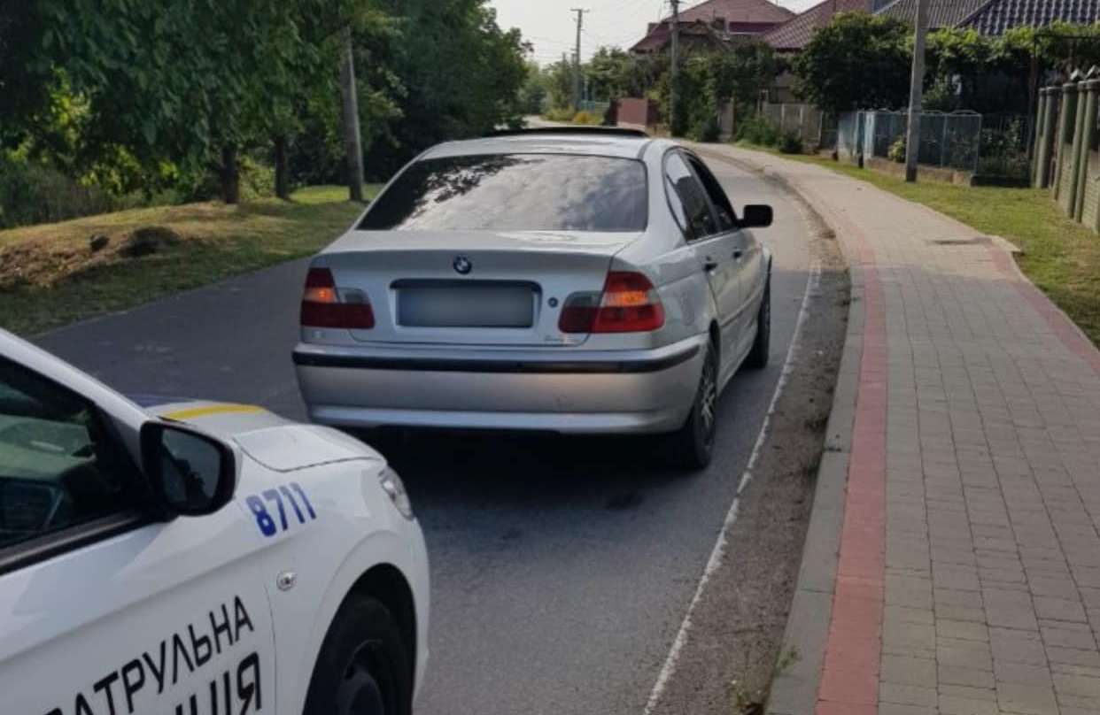 В Ужгородському районі водій втікав від поліції