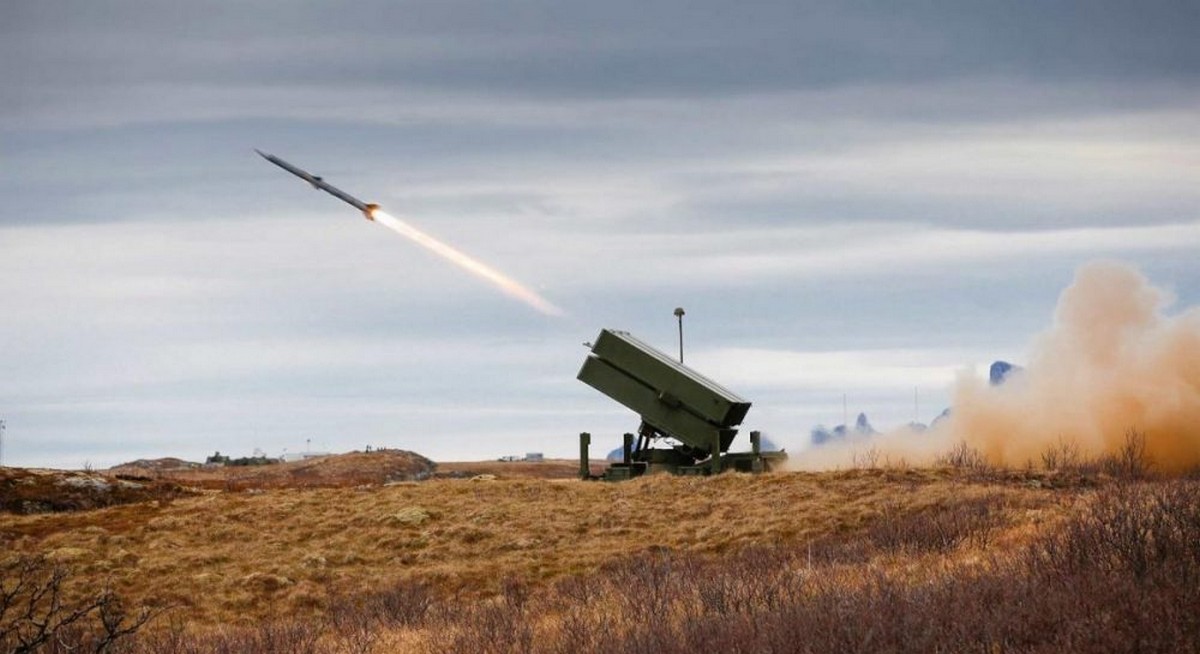 Україні передали ефективні системи ППО "NASAMS" Україні передали ефективні системи ППО "NASAMS"