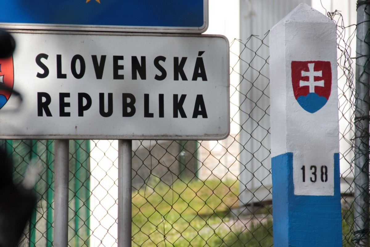 На кордоні зі Словаччиною із 29 вересня запроваджують додаткові перевірки На кордоні зі Словаччиною із 29 вересня запроваджують додаткові перевірки