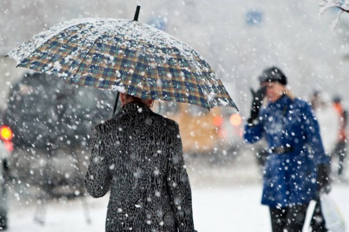 Сніг і мокрий сніг: синоптики попередили про погіршення погоди на Закарпатті 17 листопада