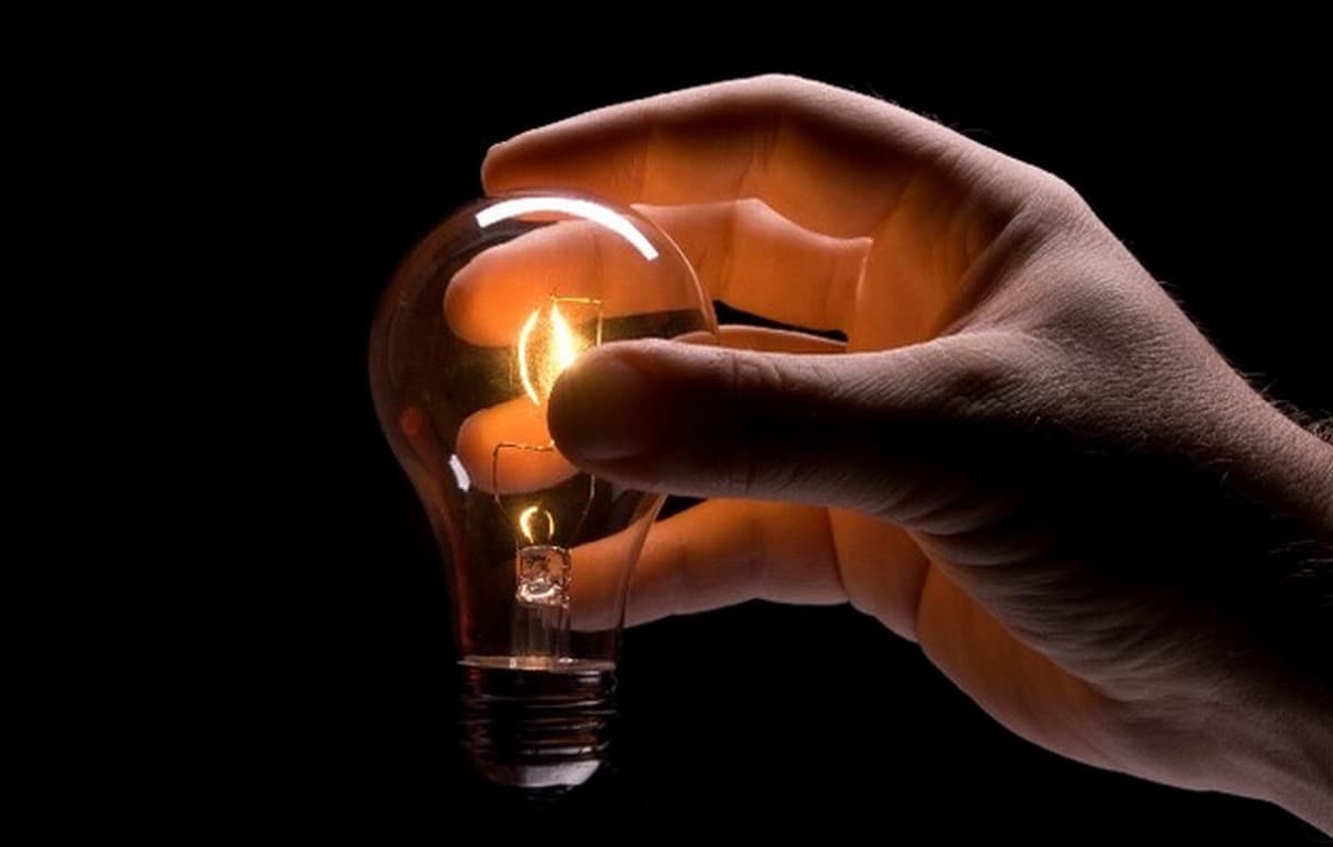 Як дізнатись, доки не буде світла: енергетики озвучили пояснення