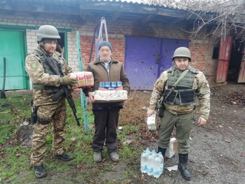 Поліцейські Закарпаття розповіли, як несуть службу на сході України