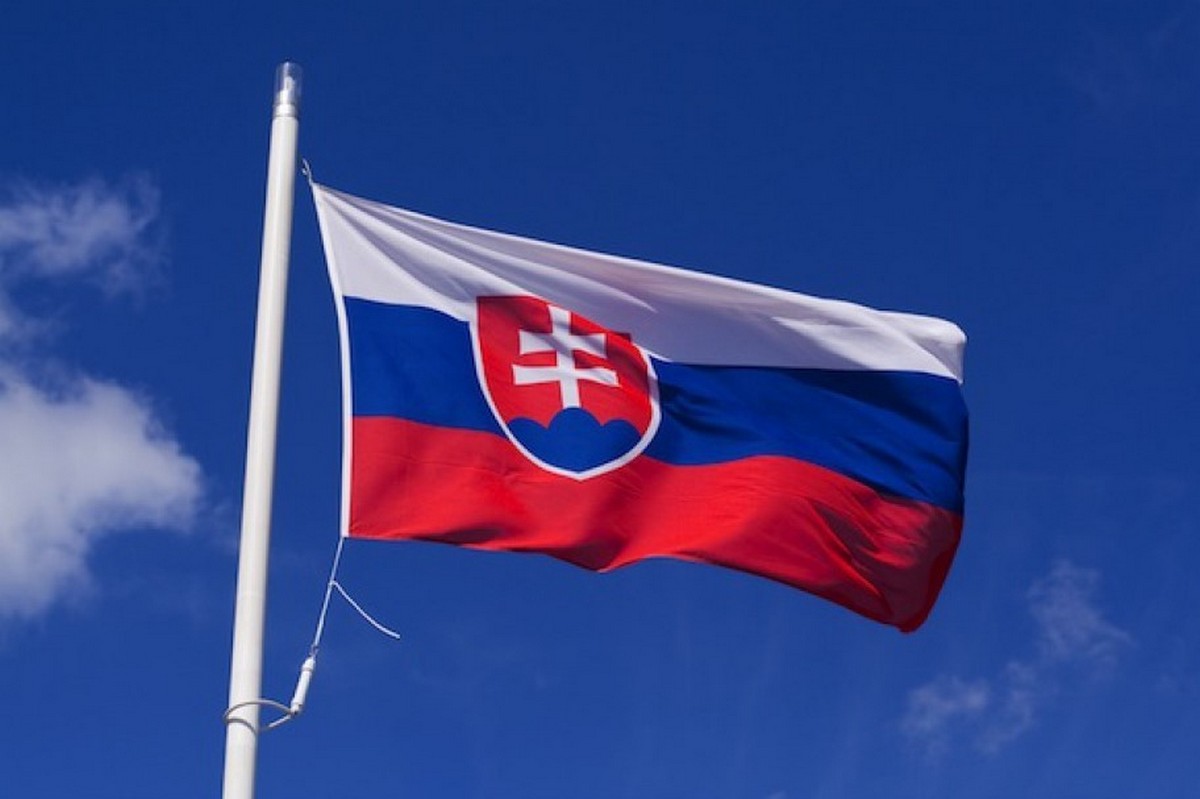 Словаччина передала Україні 30 бойових машин