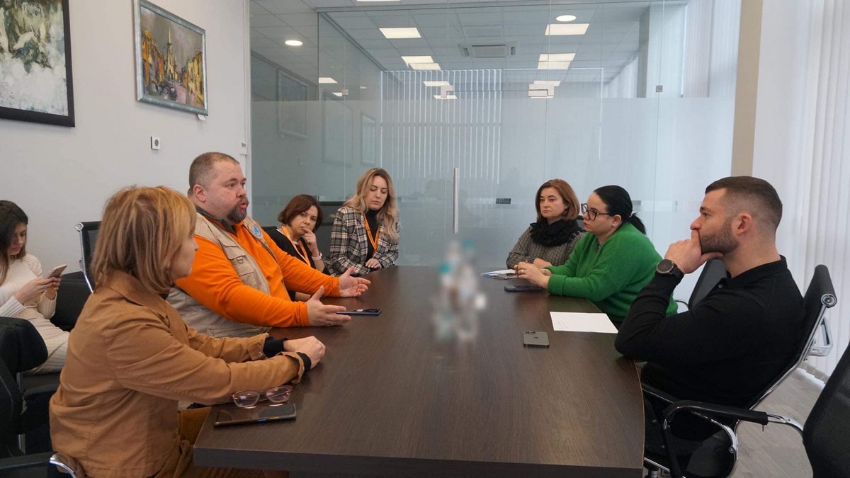 У Мукачеві хочуть відкрити пункти для людей, які постраждали від насильства У Мукачеві хочуть відкрити пункти для людей, які постраждали від насильства