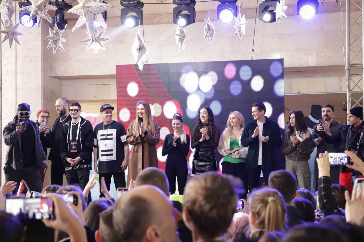 В Ужгороді зірки українського шоубізнесу провели благодійний захід для дітей
