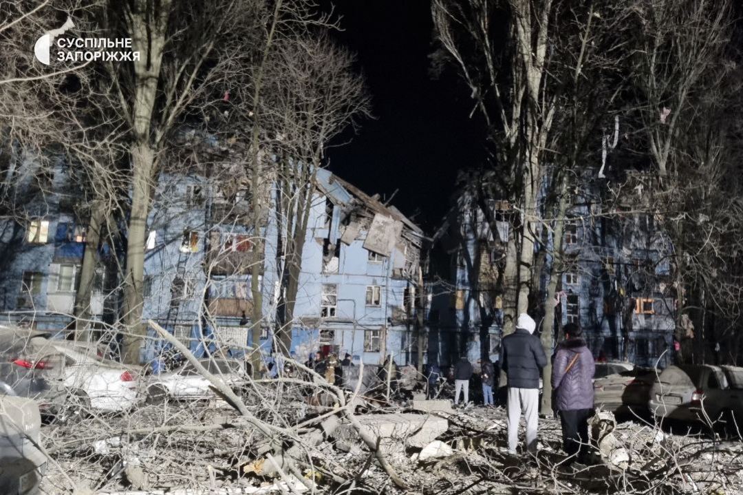 Ворог вдарив по Запоріжжю: загинули троє людей, будинок зруйновано