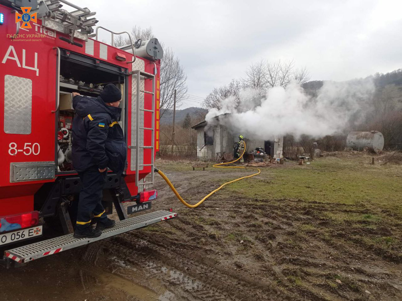 В селі на Тячівщині вирувала пожежа