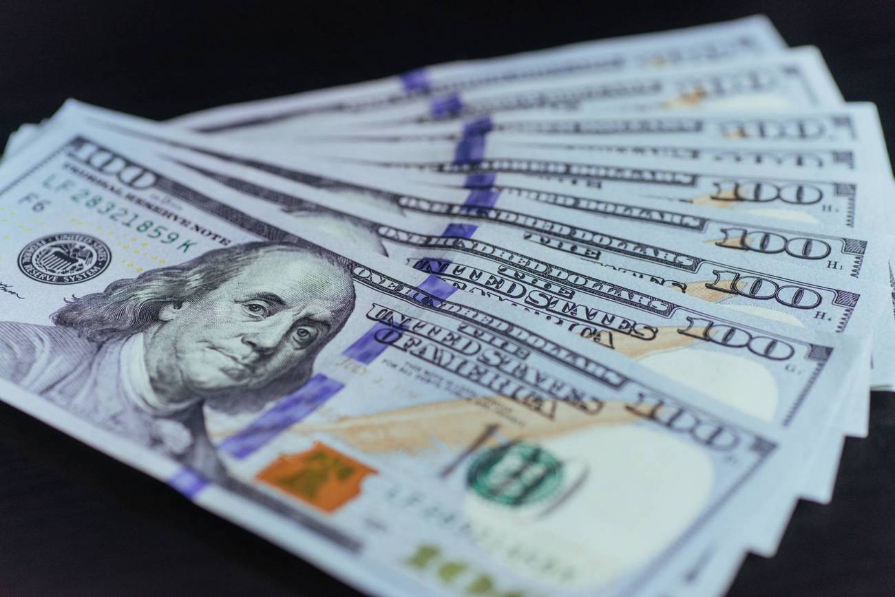 Зверніть увагу: які фальшиві долари найбільше підсовують українцям
