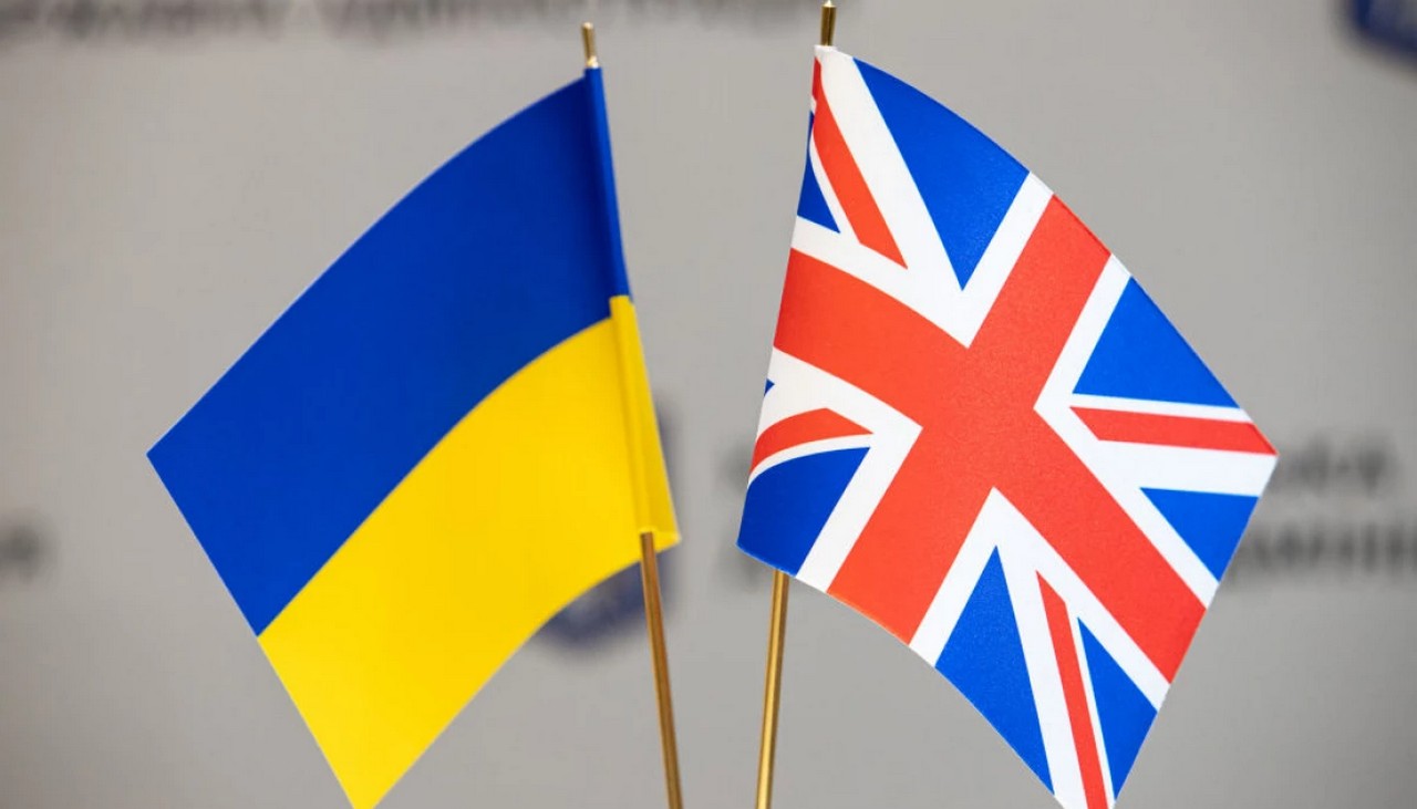 Британія передасть Україні сотні бойових безпілотників