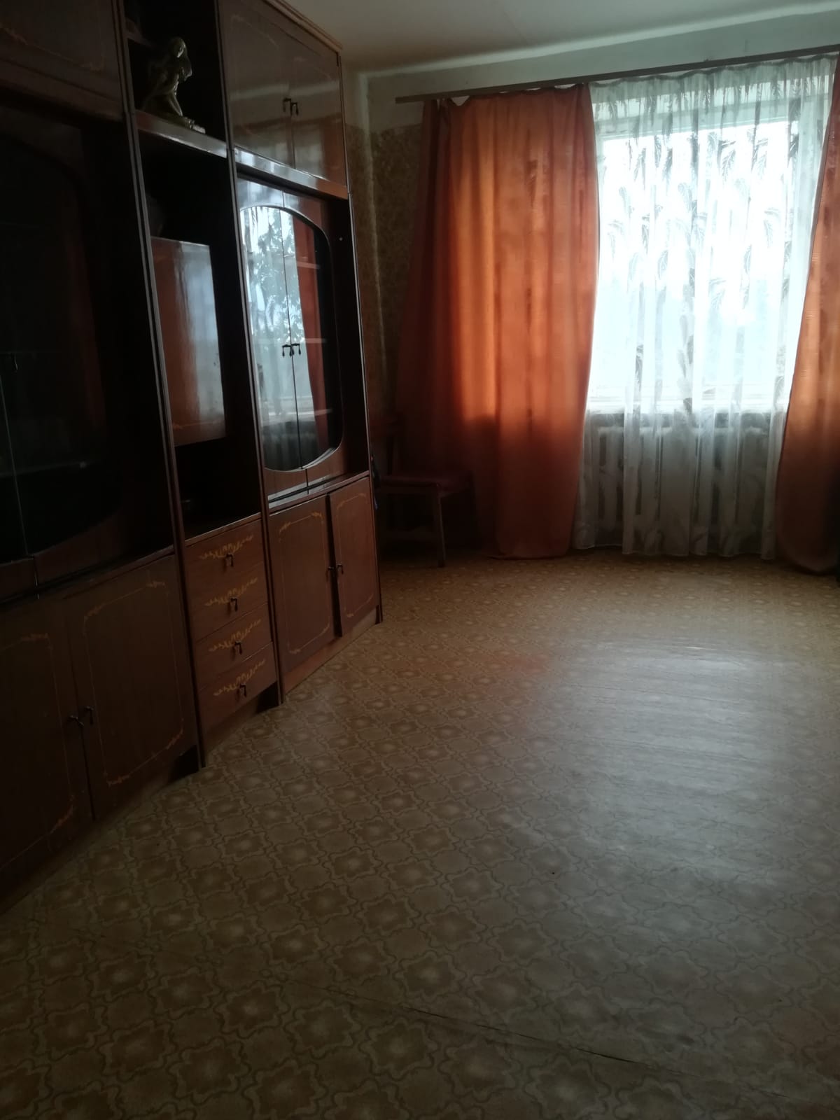 Продам квартиру в смт Батьово