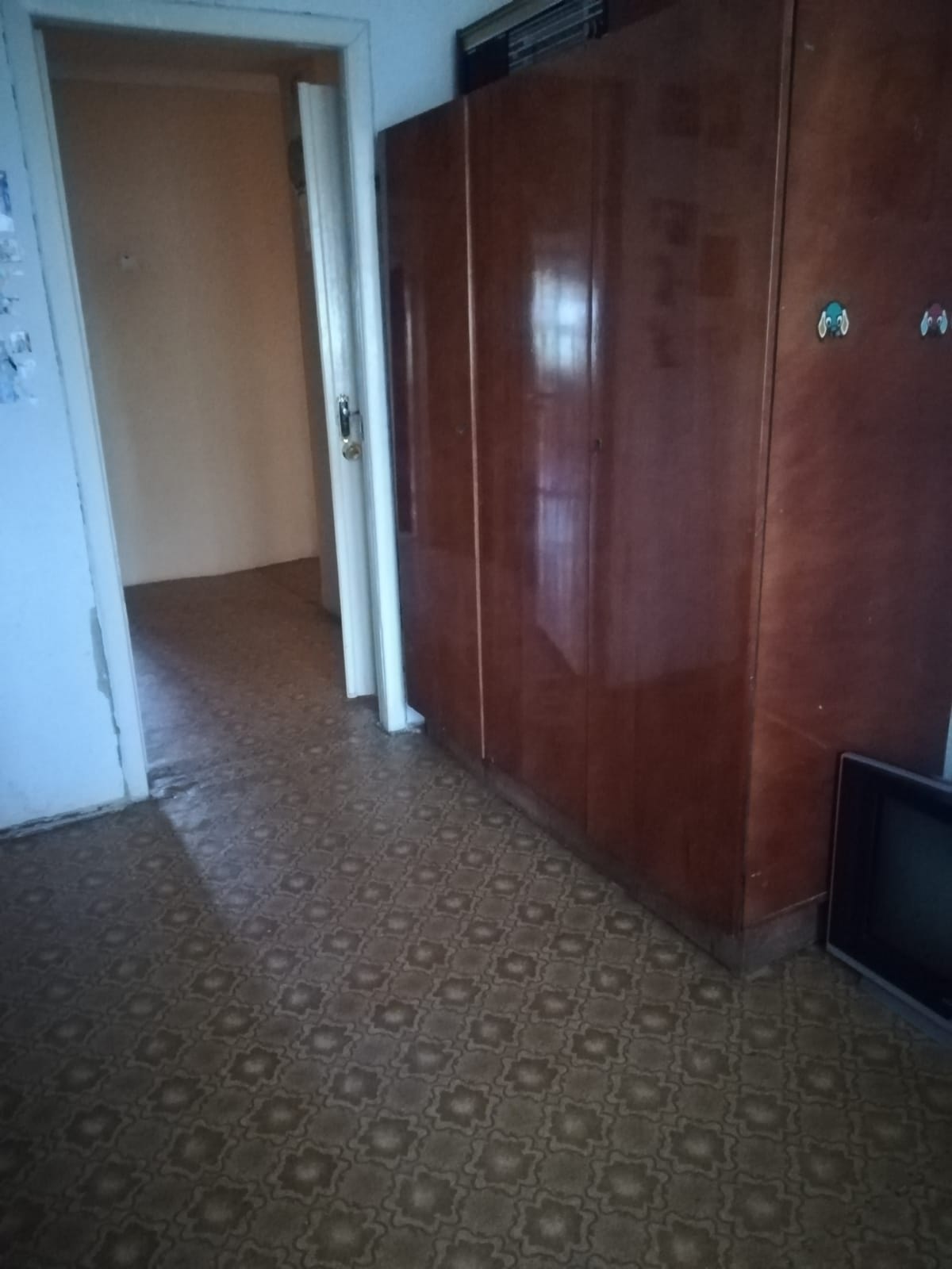 Продам квартиру в смт Батьово