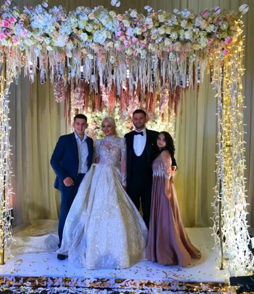 12 вересня 2019 року одружився молодший син нардепа Віктора Балоги – Павло Балога