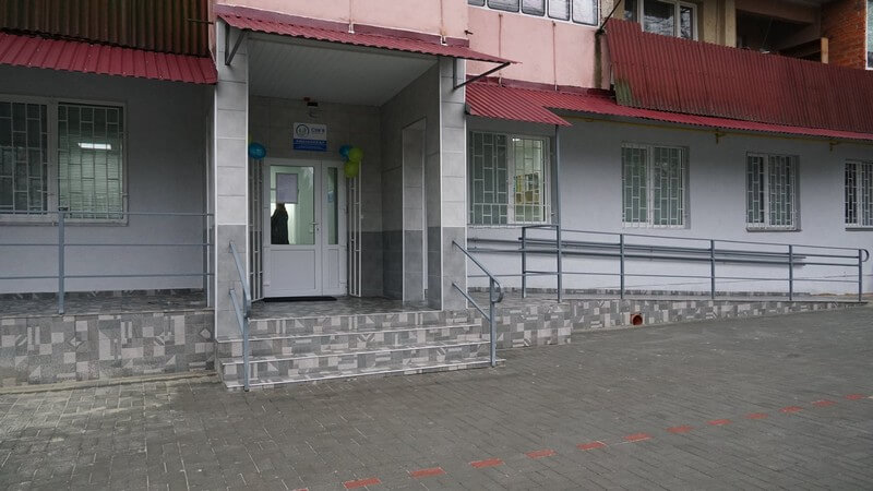 У Мукачеві відкрили оновлену амбулаторію медцентру Сім’я