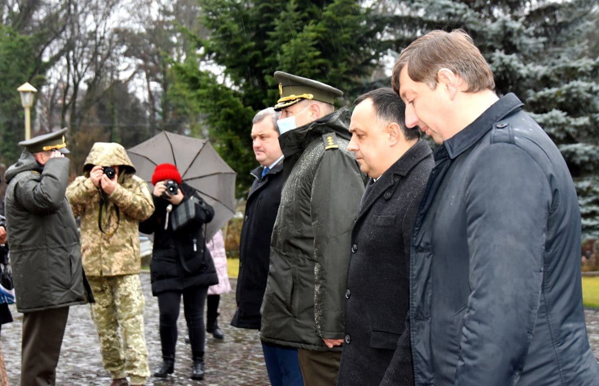 На Закарпатті вшанували воїнів, які загинули в боротьбі за незалежність України