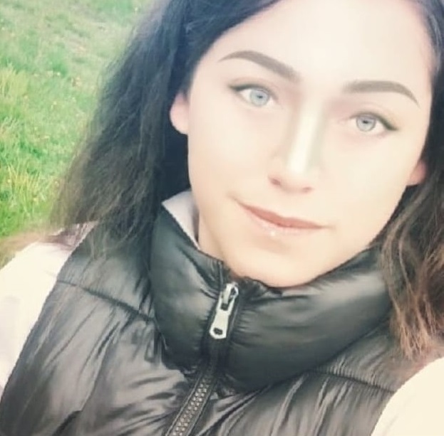 В мережі опублікували фото дівчини, яку кілька днів тому знайшли мертвою В мережі опублікували фото дівчини, яку кілька днів тому знайшли мертвою
