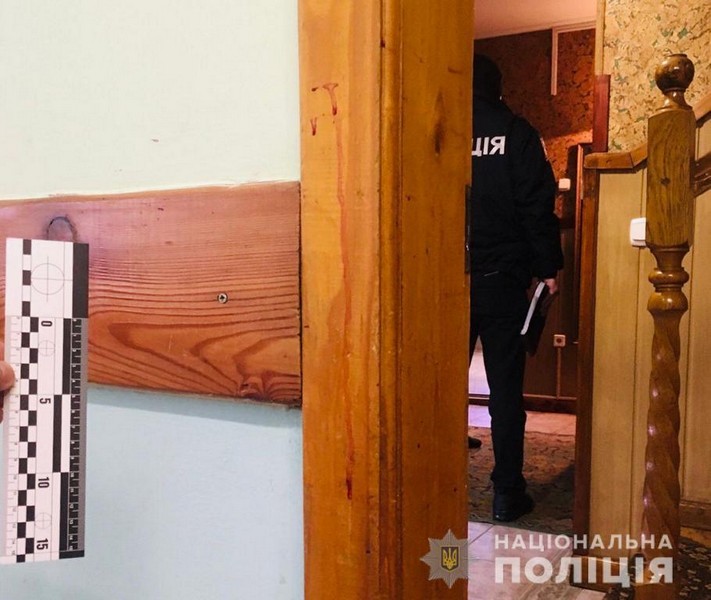 Чоловік намагався вбити 28-річну закарпатку в Івано-Франківську
